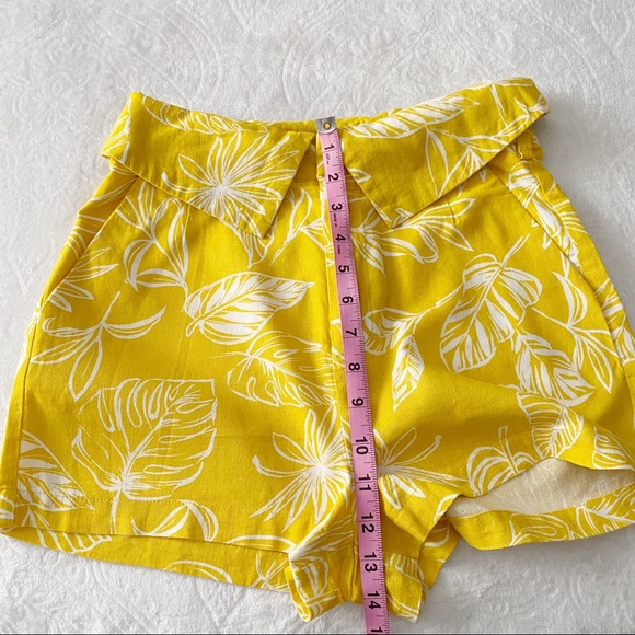 Tropical Print High Waist Linen Blend Short - Picture 4 of 11